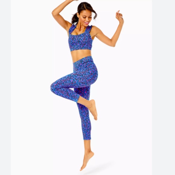 LILLY PULITZER WOMENS LUXLETIC BLUE FLARE GROWL WEEKENDER HIGH RISE MIDI LEGGING - Picture 1 of 7